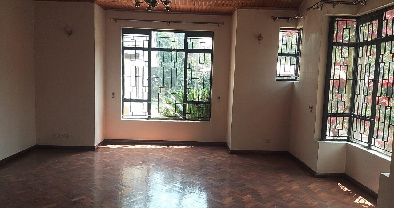 1/2 Acre 5BR Haven at KSh 450K