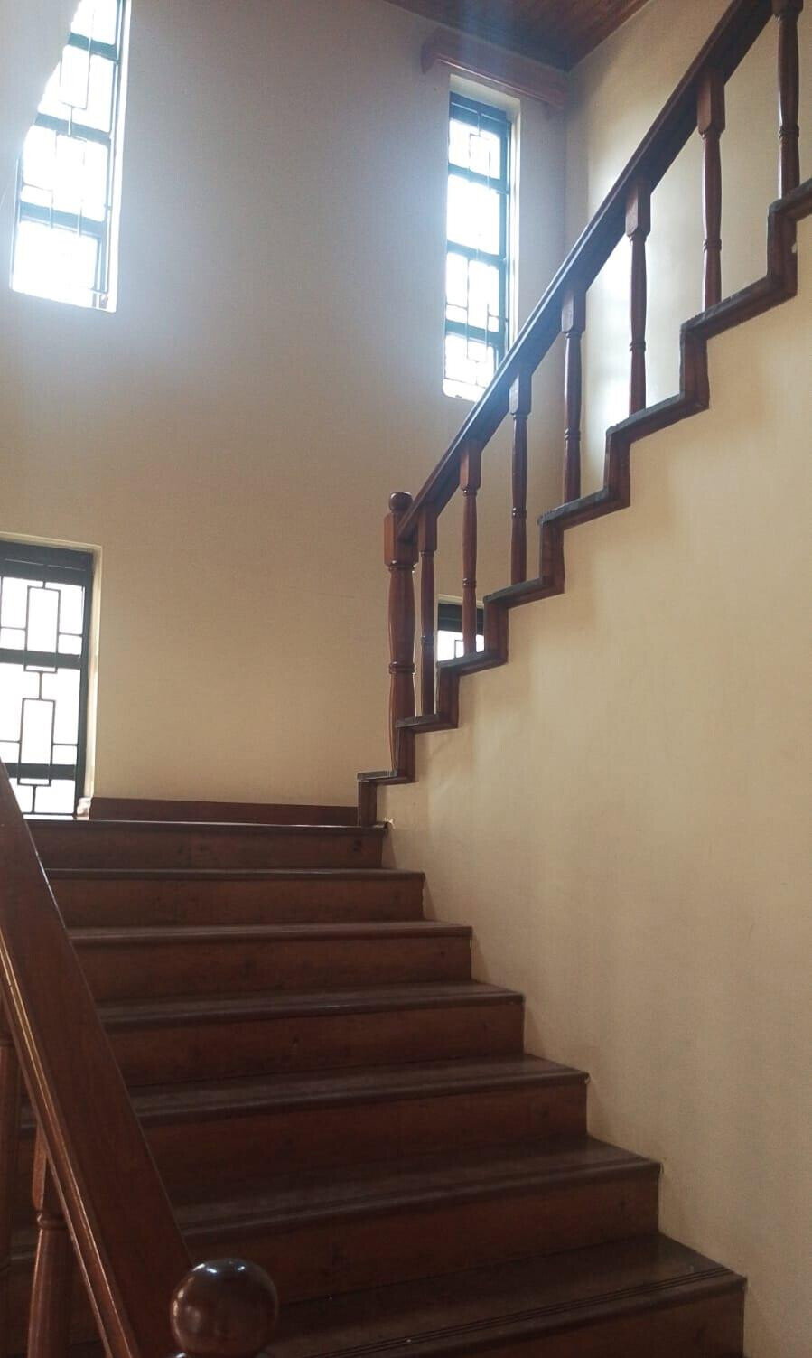 1/2 Acre 5BR Haven at KSh 450K