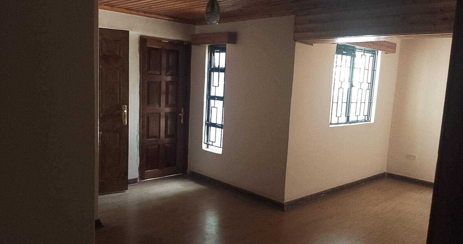 1/2 Acre 5BR Haven at KSh 450K