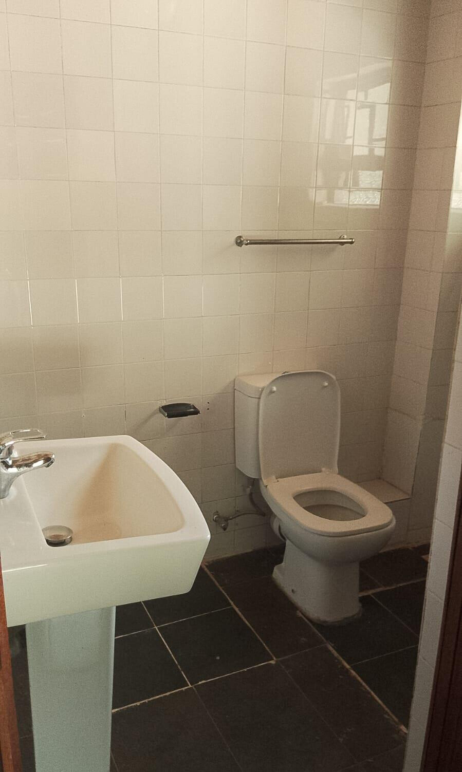1/2 Acre 5BR Haven at KSh 450K
