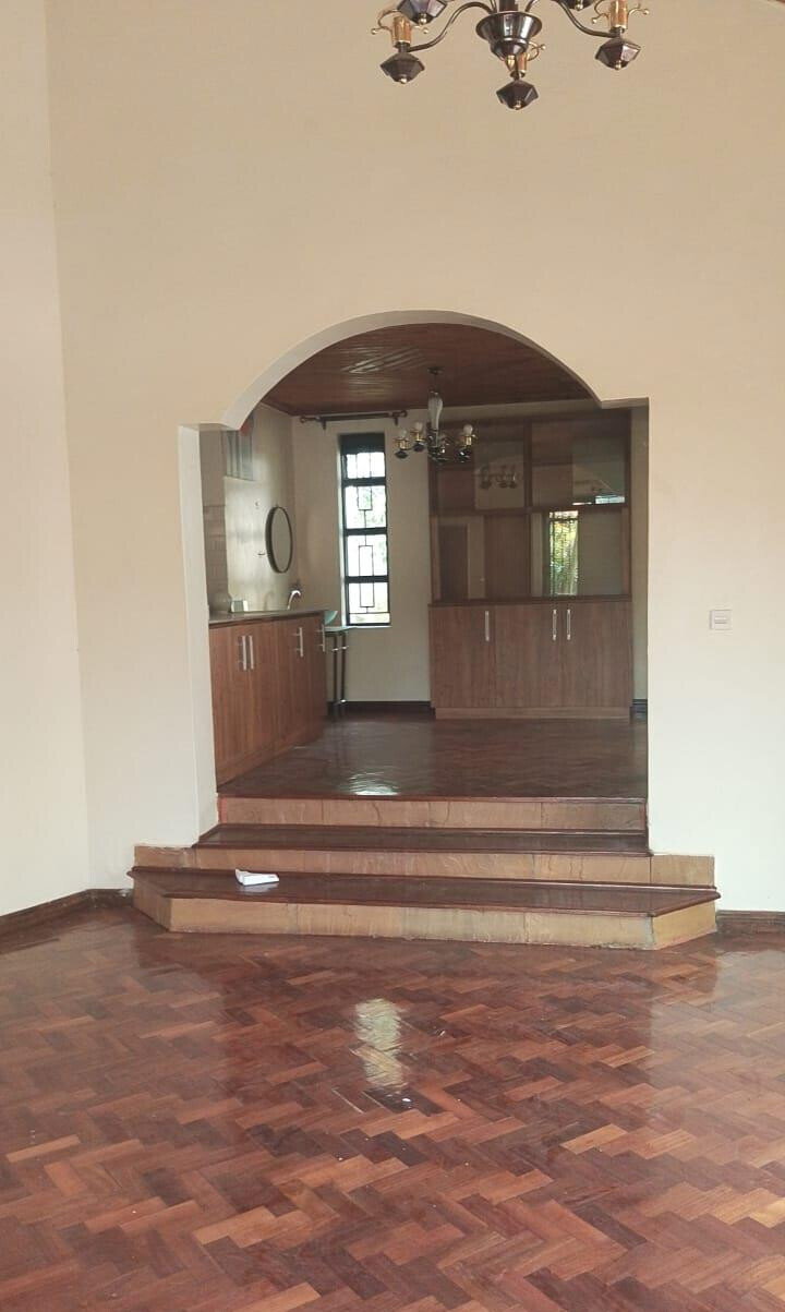 1/2 Acre 5BR Haven at KSh 450K
