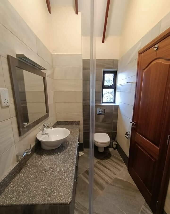 5-Ensuite Townhouse with Lift & Borehole - Lavington Gated