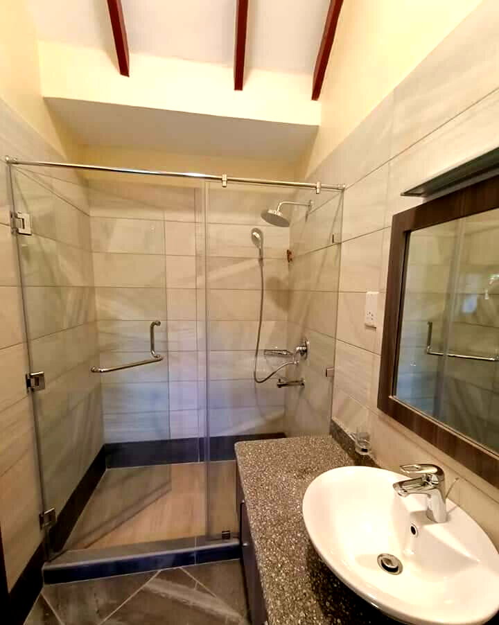 5-Ensuite Townhouse with Lift & Borehole - Lavington Gated