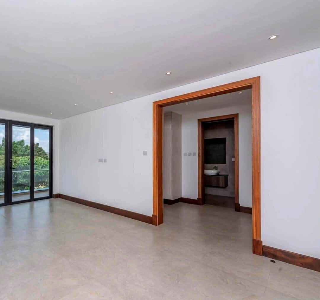 5 En-Suite Villa with Private Garden & Solar - Old Kitisuru