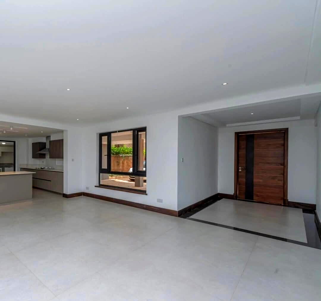5 En-Suite Villa with Private Garden & Solar - Old Kitisuru