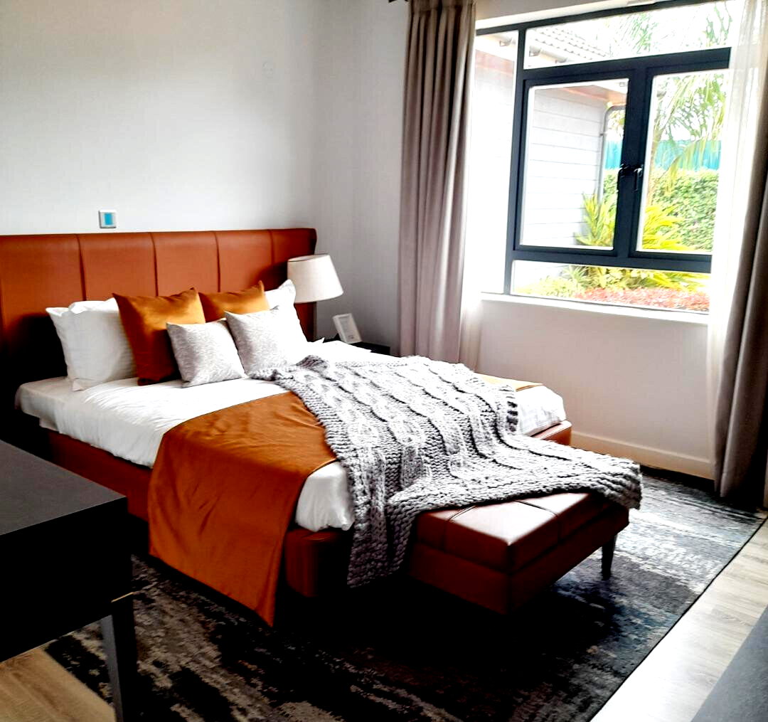 4BR All-Ensuite Villa with Pool & Gym - Runda, Nairobi