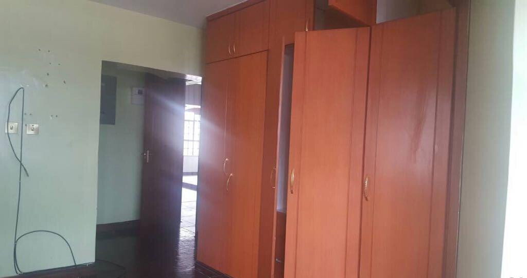 5-Ensuite Townhouse with Fireplace & Attic - Lavington Gated Community