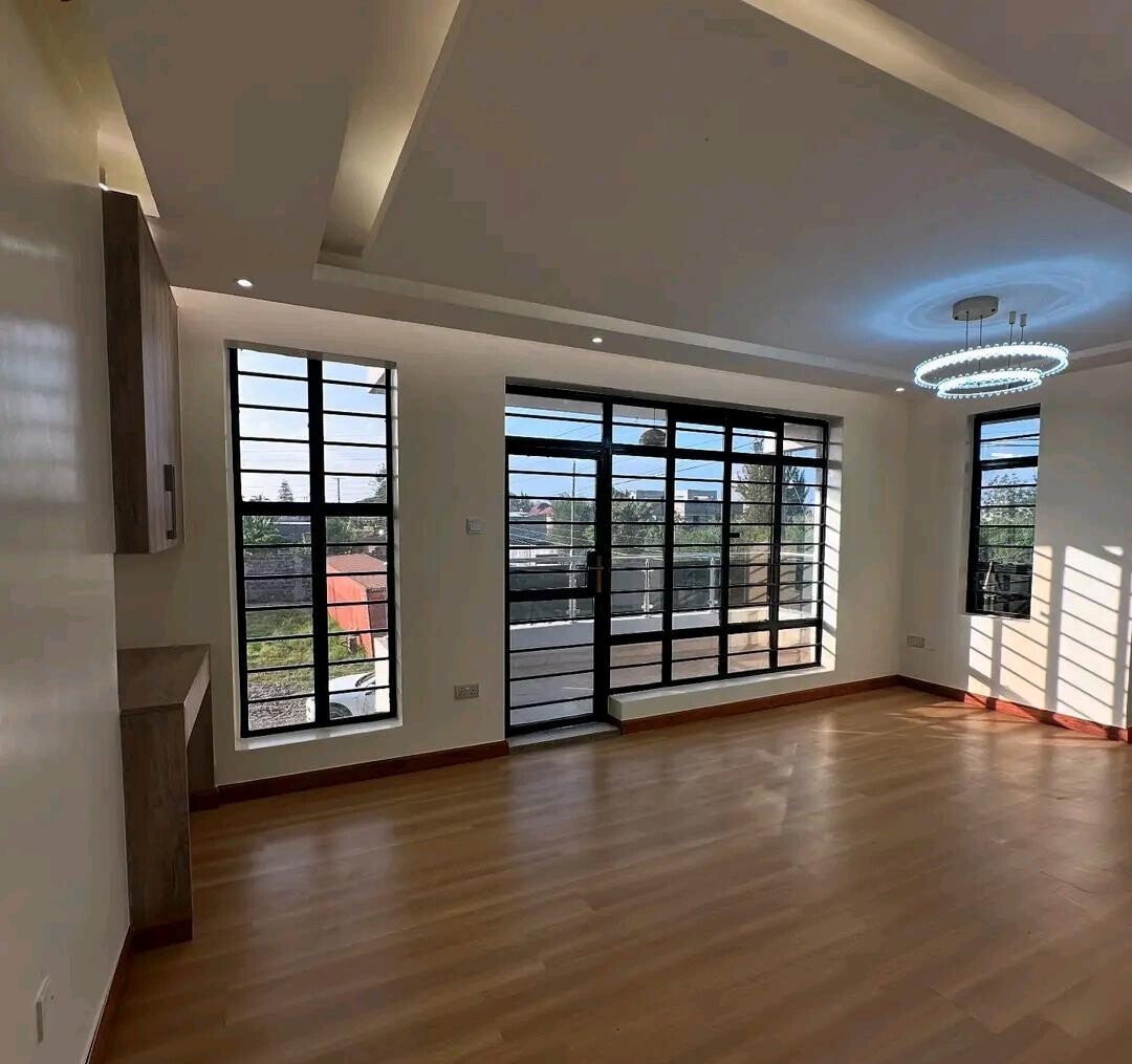 4-Ensuite Villa with Rooftop Terrace & DSQ - Lavington