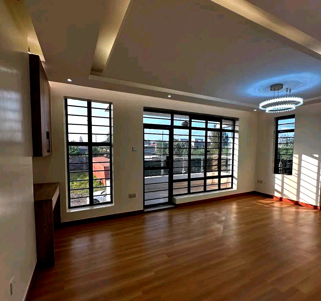 4-Ensuite Villa with Rooftop Terrace & DSQ - Lavington