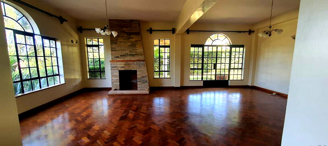 4 En-Suite Townhouse with Pool, Gym & Party Area - Kitisuru