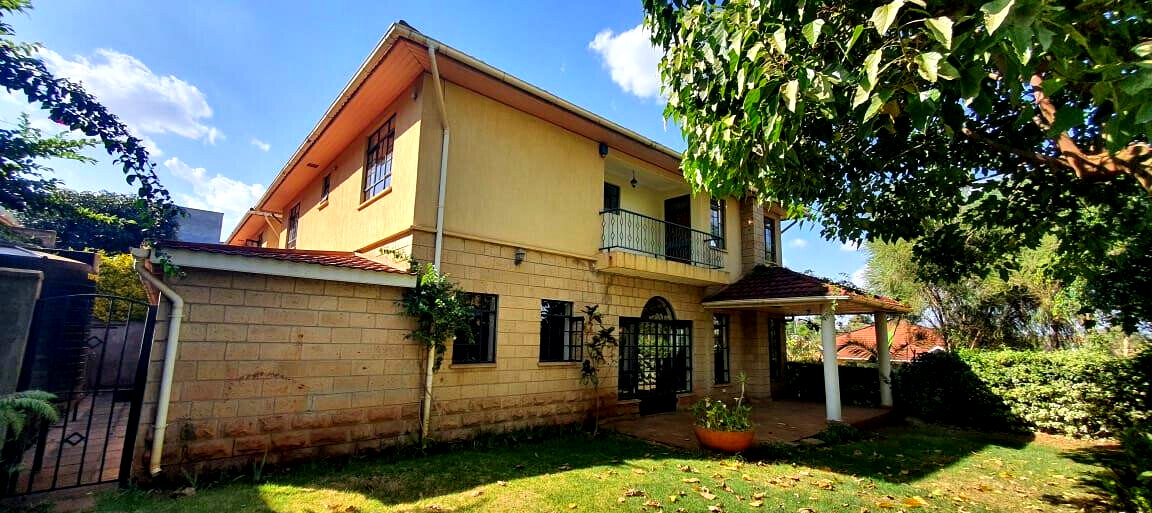 4 En-Suite Townhouse with Pool, Gym & Party Area - Kitisuru