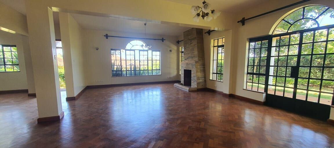 4 En-Suite Townhouse with Pool, Gym & Party Area - Kitisuru