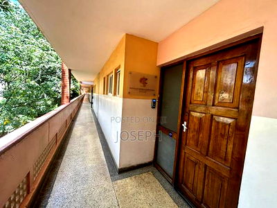 Office to Let Next to Hill Park Hotel - Image 7