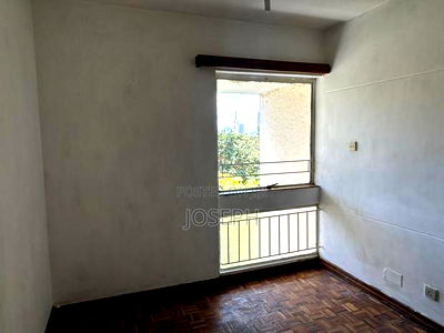 Office to Let Next to Hill Park Hotel - Image 5