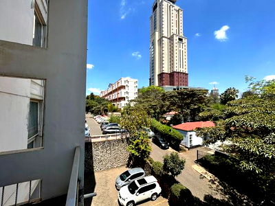 Office to Let Next to Hill Park Hotel - Image 12