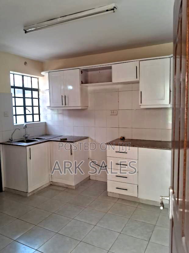 3bdrm Maisonette in Green Park Estate, Lukenya for rent