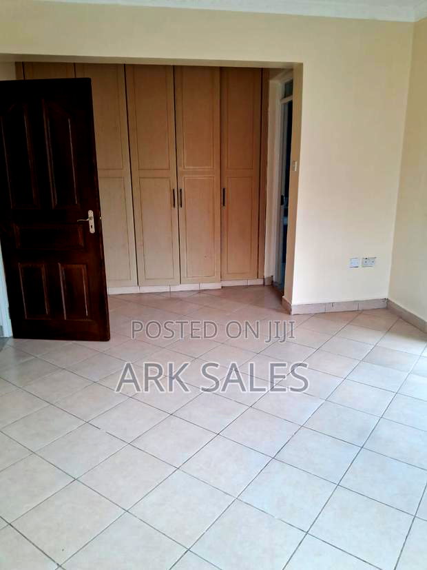 3bdrm Maisonette in Green Park Estate, Lukenya for rent