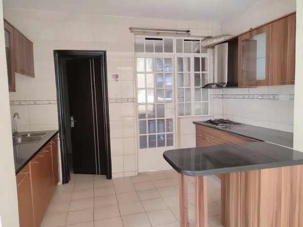 3bdrm Apartment in Kahawa West for sale