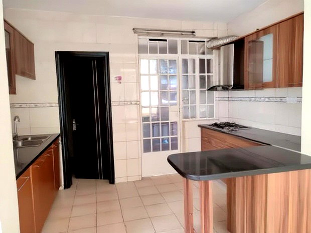 3bdrm Apartment in Kahawa West for sale