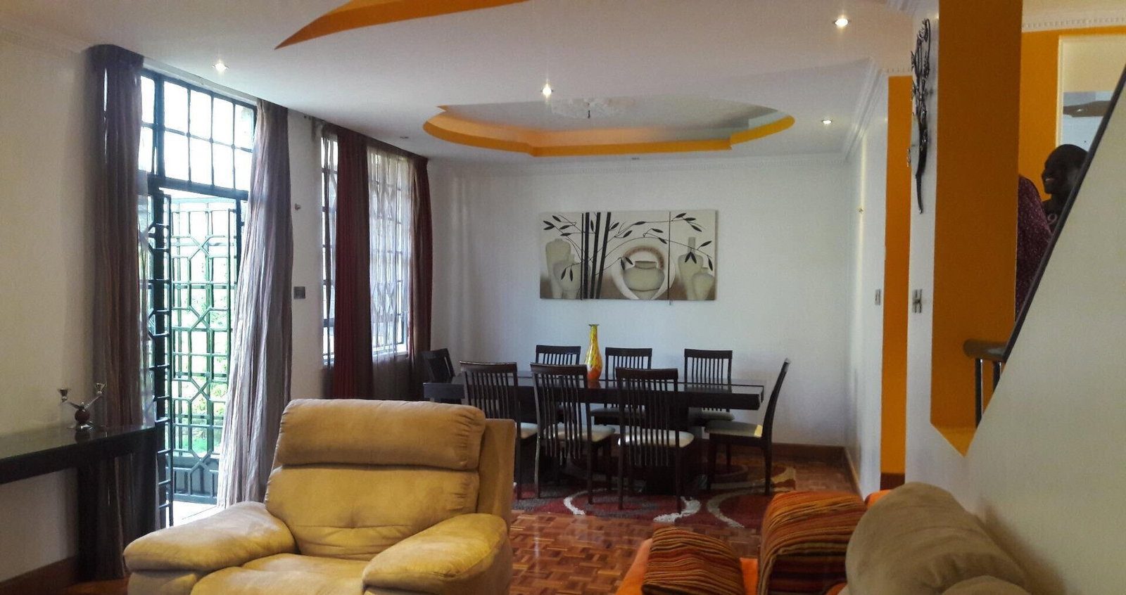 4BR Maisonette with Big Garden & Wooden Floors - Westlands
