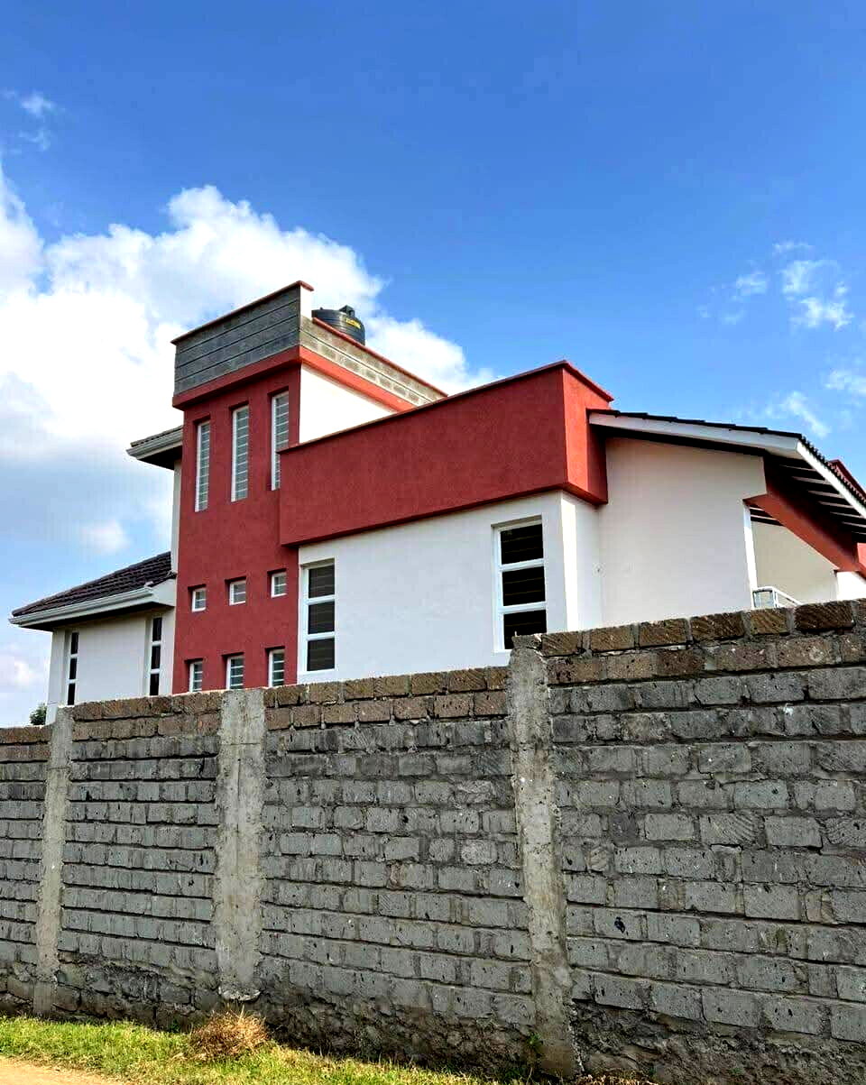 4BR Townhouse with Ngong Hills View & DSQ - Kiserian