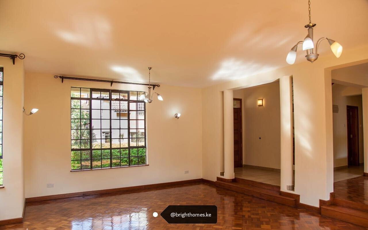 4-Ensuite Townhouse with Fireplace & Private Garden - Lavington
