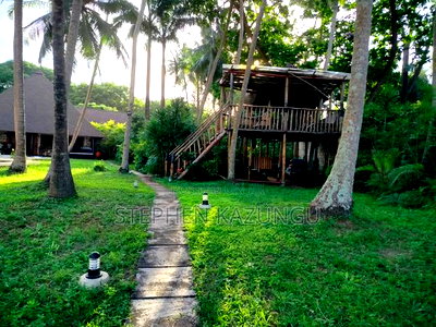 Furnished 6bdrm Mansion in In Diani Beach Near, Ukunda for sale - Image 12