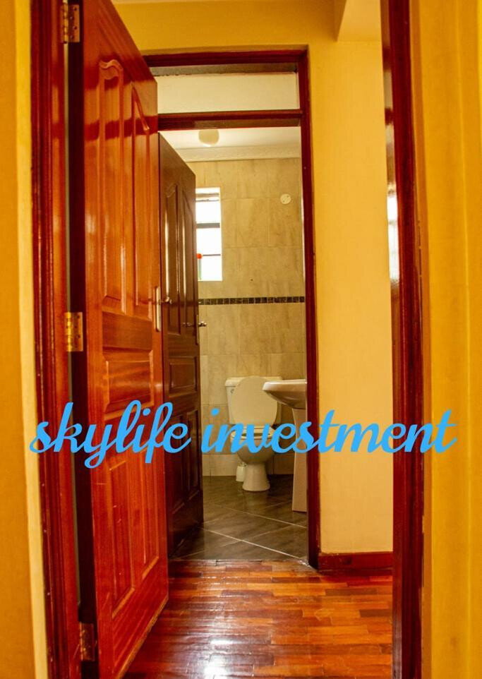 5BR All-Ensuite Home with Pool & Bar House - Runda
