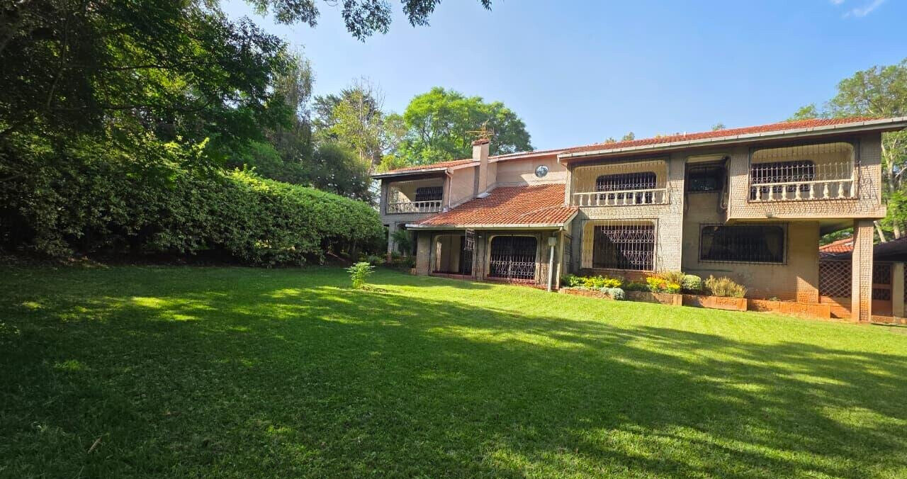 1 Acre Garden Home in Karen