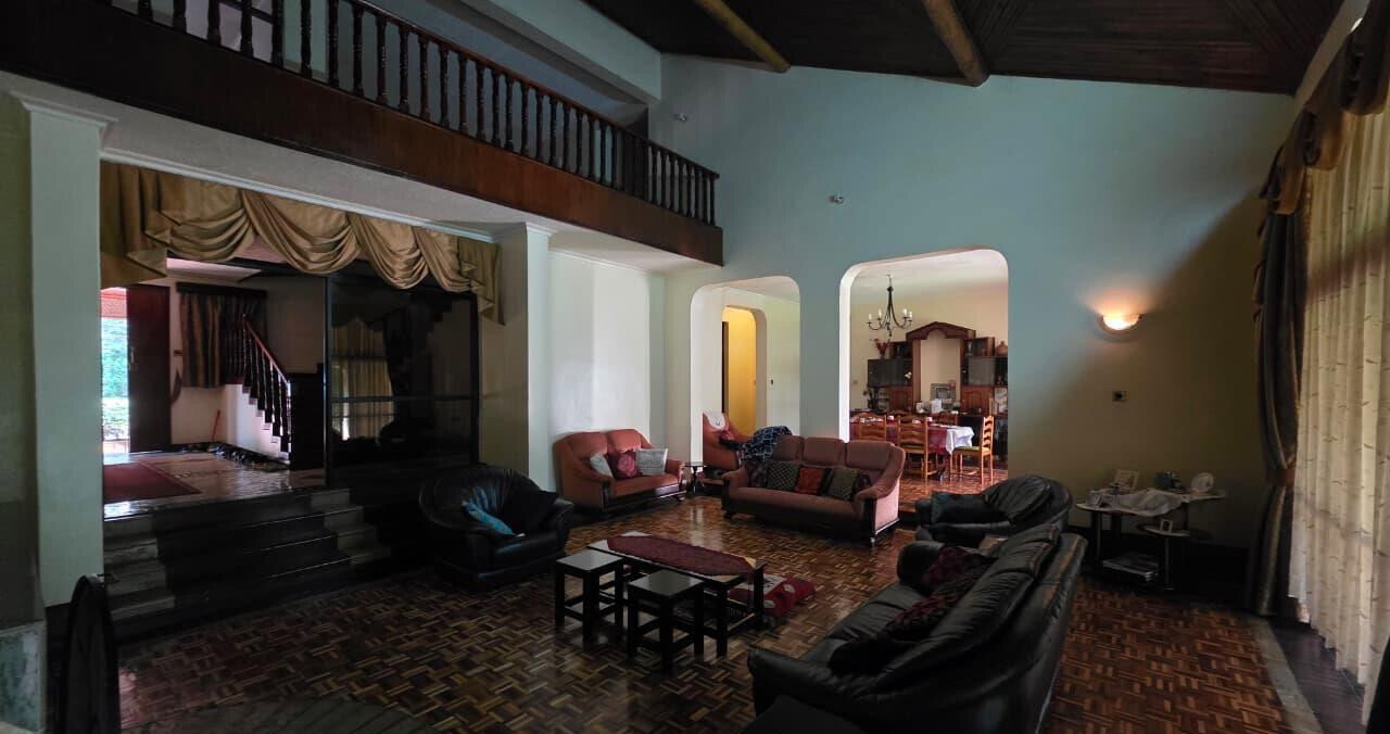 1 Acre Garden Home in Karen