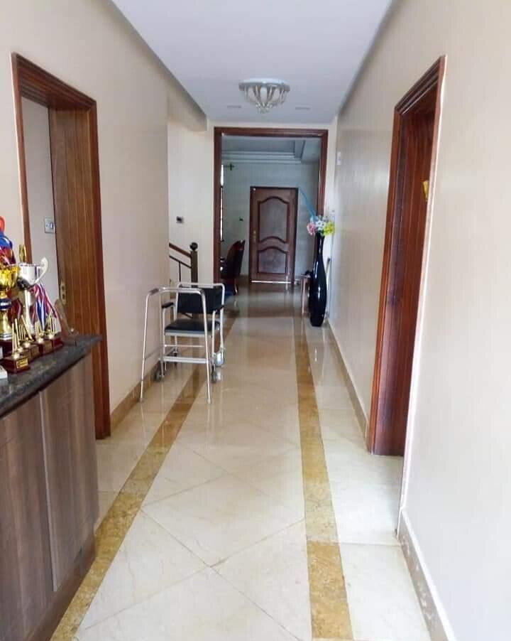 6-Bed Townhouse with Gazebo & Servant Quarter - Lavington