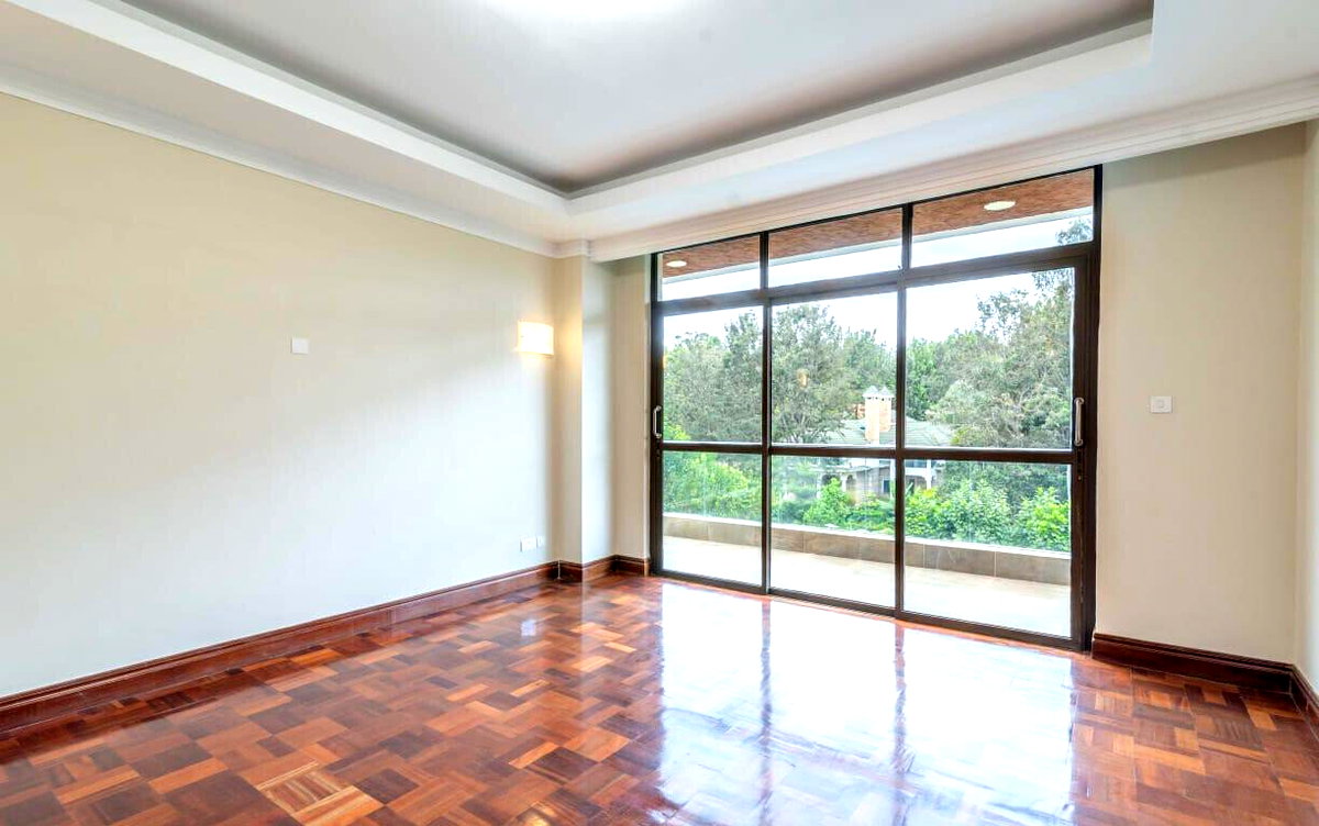 5-Ensuite Villa with DSQ & Shared Gym – Karen