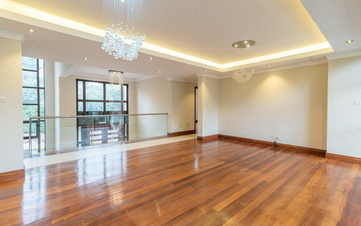 5-Ensuite Villa with DSQ & Shared Gym – Karen