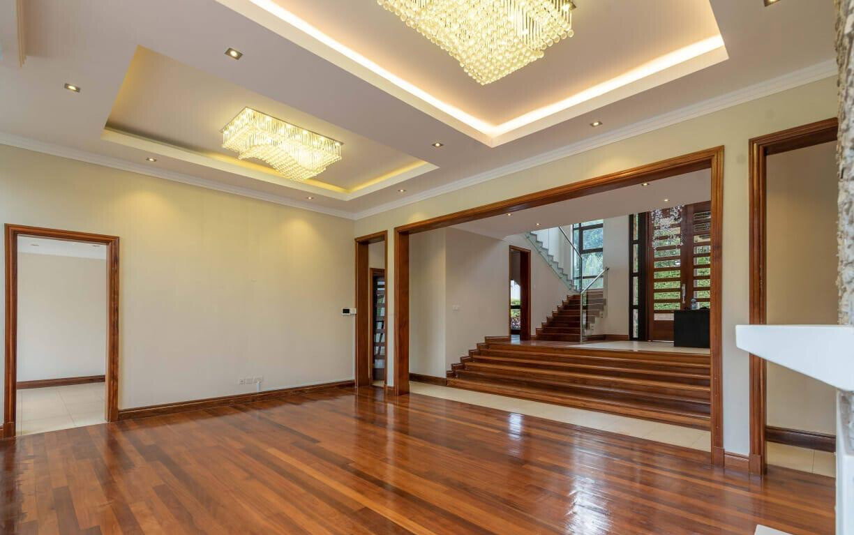 5-Ensuite Villa with DSQ & Shared Gym – Karen