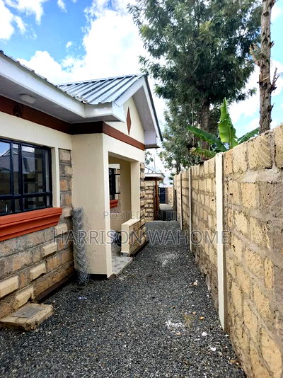 3bdrm Bungalow in Nkoroi for sale - Image 2
