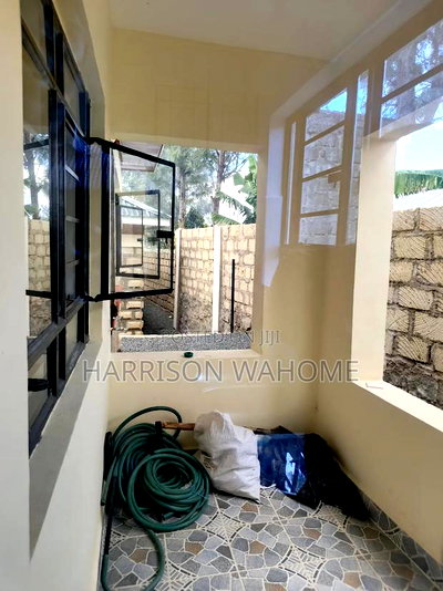 3bdrm Bungalow in Nkoroi for sale - Image 10