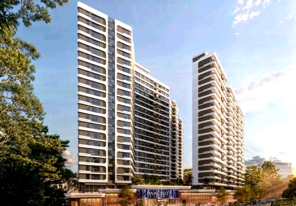 4 Ensuite Bedrooms with DSQ & Pool - Westlands