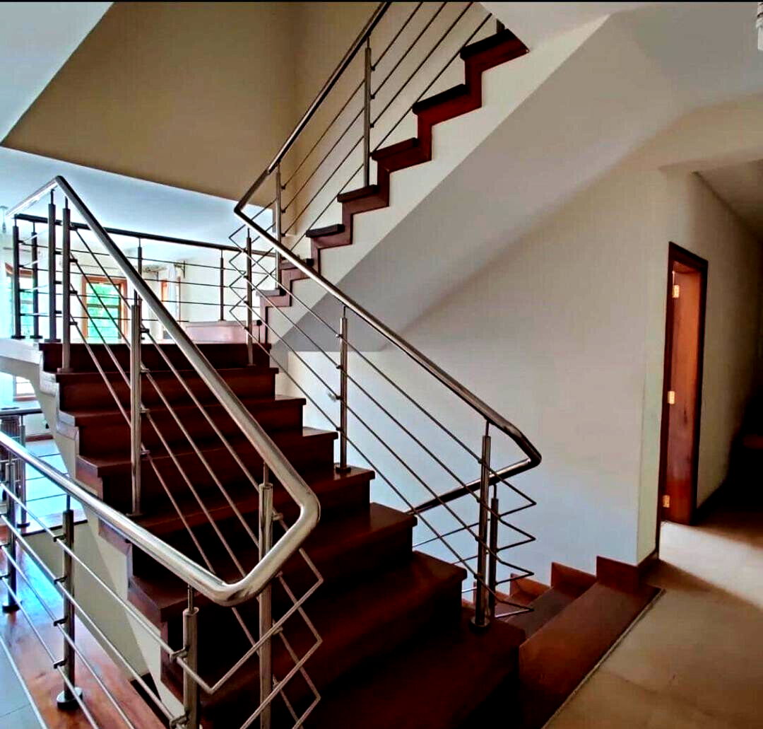 5-Ensuite Townhouse with DSQ & Private Garden - Westlands