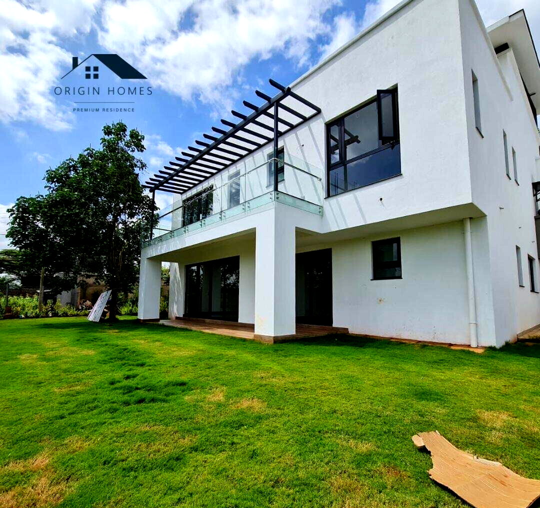 5 En-Suite Townhouse with Lift & Solar - Kitisuru