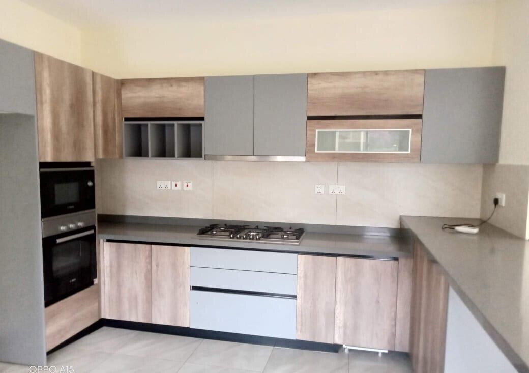 5-Ensuite Townhouse on Half-Acre in Gated Karen – KES 75M
