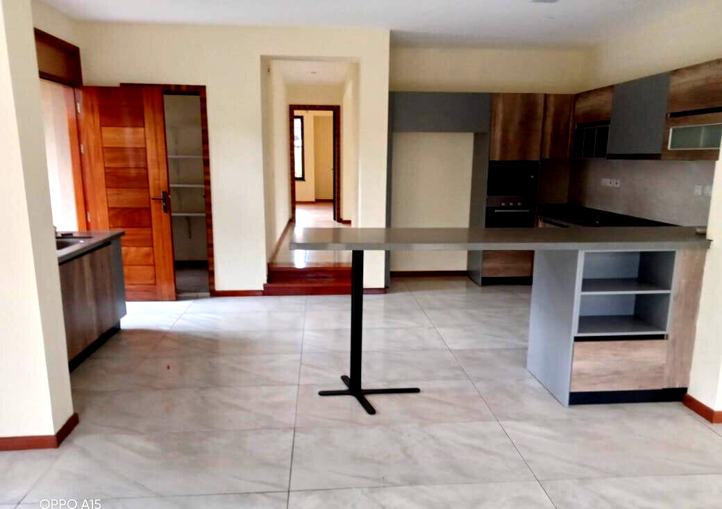 5-Ensuite Townhouse on Half-Acre in Gated Karen – KES 75M