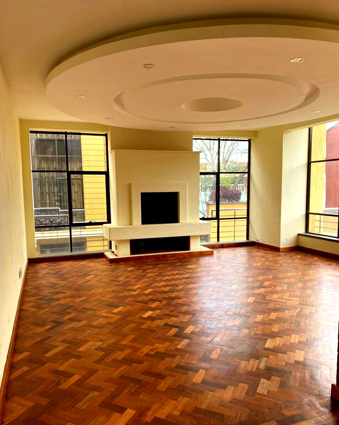 5-Bed Townhouse with DSQ in Lavington - 90M