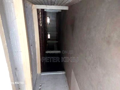 Godown to Let 3000sqft on Road A - Image 9