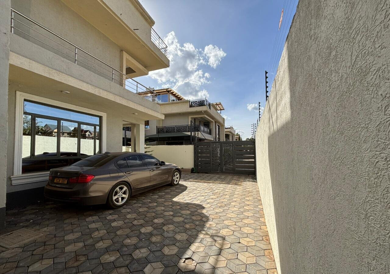 5BR Townhouse with Garden at KSh 150K