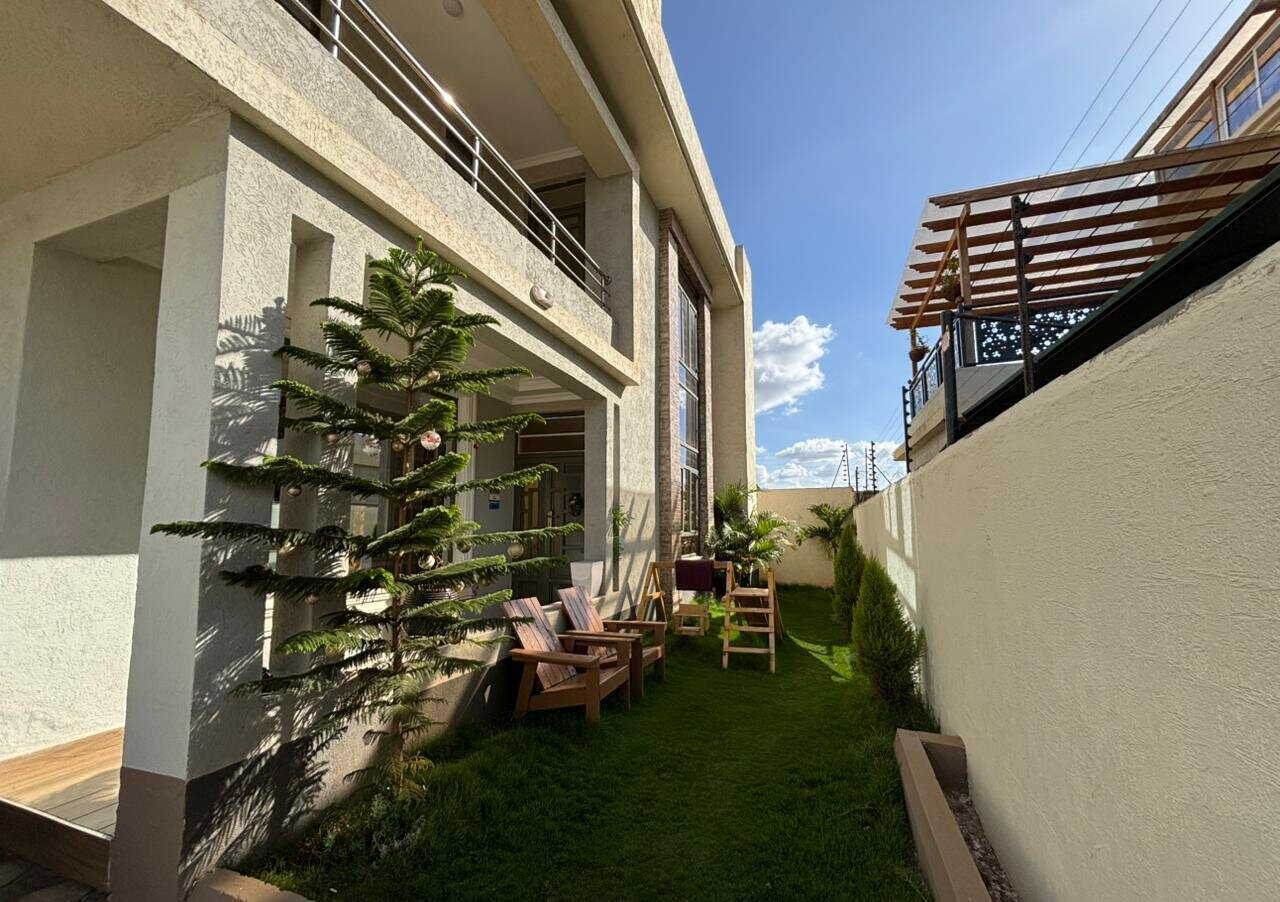 5BR Townhouse with Garden at KSh 150K