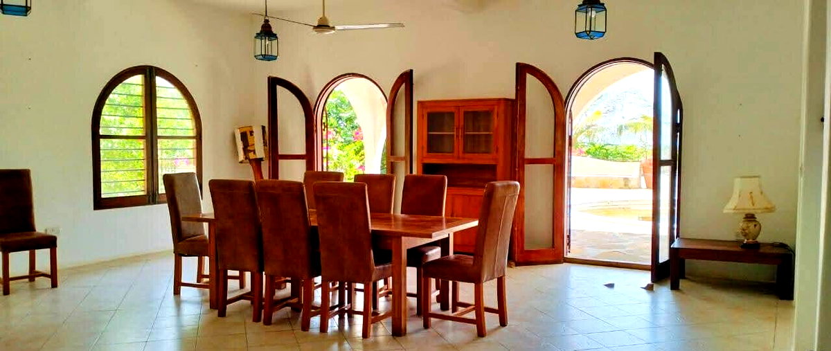 4-Bedroom Beachfront Townhouse on 4 Acres – Watamu