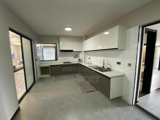 Furnished 4bdrm Apartment in Near Yaya Centre, Kilimani for rent