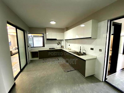 Furnished 4bdrm Apartment in Near Yaya Centre, Kilimani for rent - Image 14