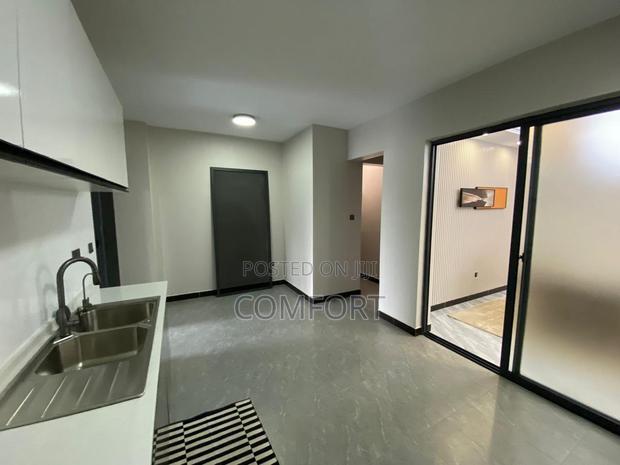 Furnished 4bdrm Apartment in Near Yaya Centre, Kilimani for rent