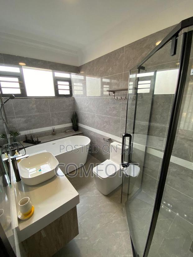 Furnished 4bdrm Apartment in Near Yaya Centre, Kilimani for rent